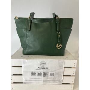 MICHAEL KORS LARGE GREEN PEBBLED LEATHER SHOULDER BAG